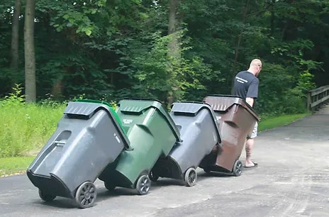 Garbage Commander creates garbage can hauling devices.