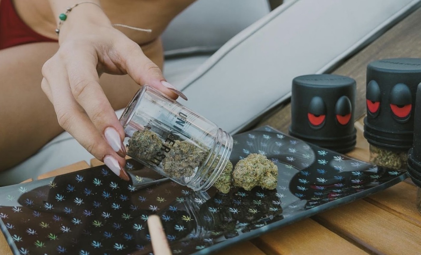 With more than 27 years of experience in the field and having sold over 10 million units, the company has become the trusted resource for the best quality cannabis experience throughout The United States.