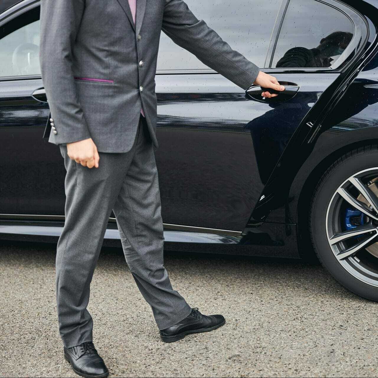 Platinum Car Hire in Adelaide, SA, comes with over 60 years of combined experience offering professional car hire services for airport transfers, wine tours, corporate transport, weddings, and other special occasions and events.